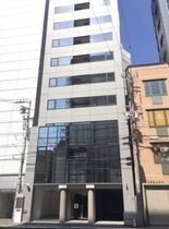 オオツジ堂山ビルの外観