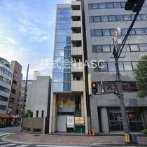 西田ビルの外観