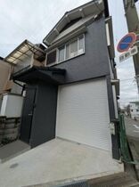 中島一丁目ガレージハウスの外観