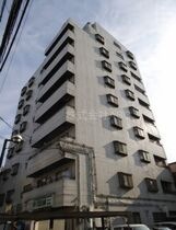日栄ビル3号館 貸店舗・事務所の外観