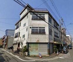 玉城マンション（スナック居抜き）の外観