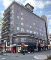 福島ビルの外観