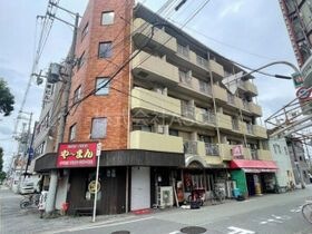 ヴァンコート三軒家東テナントの外観