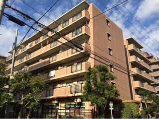 写真:神戸市東灘区甲南町1丁目の外観