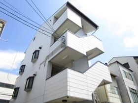 よしかわビルの外観