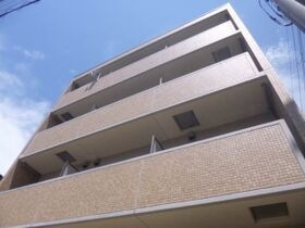 アペゼ・フィネス板宿の外観