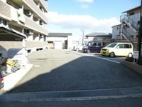 敷地内駐車場月額10800円〜完備