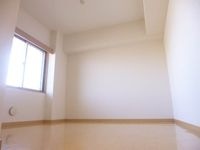 明るい洋室6.5帖