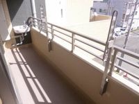 南西向きバルコニーで日当たり良好