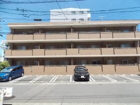 ルーチェ庄内緑地の外観
