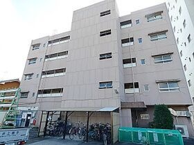 肥後ビルの外観