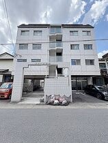 クレール延珠 北棟の外観
