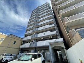 上原マンションの外観