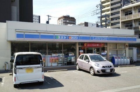 ローソン 東区泉三丁目店