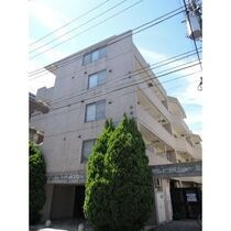 プレール学芸大学参番館の外観