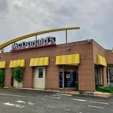 マクドナルド 11号丸亀土器店