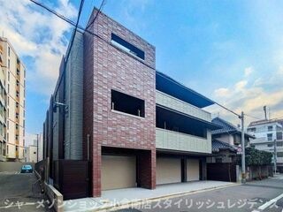 写真:シャーメゾンリュクス大濠の外観