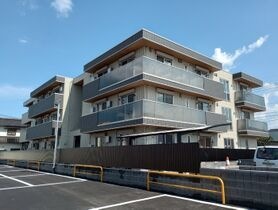 フース コーシェリの外観