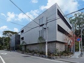 ワイエア平尾浄水の外観