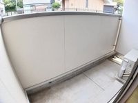 陽当たり良好なバルコニーです