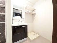 忙しい朝には欠かせない洗面所です