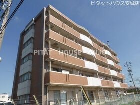 ニューソレイユつるしろの外観