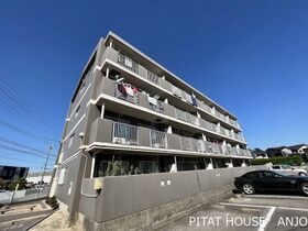 クレールナガタの外観