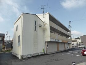 メゾンオカダの外観
