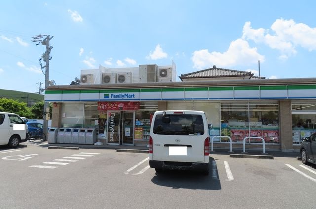 ファミリーマート 刈谷青山店