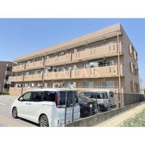 バトー・モンテの外観