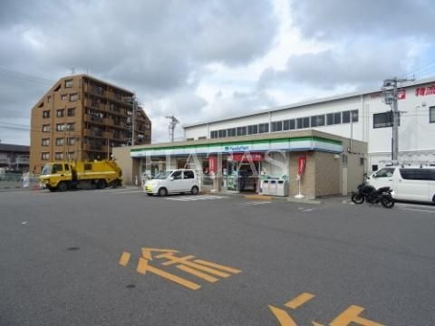ファミリーマート 西尾新渡場店