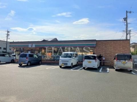 写真：セブン－イレブン　西尾徳次町店