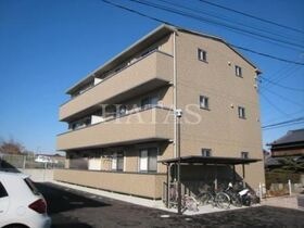 グランシャリオ前屋敷　Ａの外観