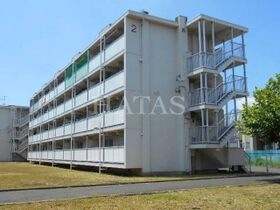 ビレッジハウス富木島8号棟の外観