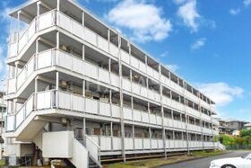 ビレッジハウス長草5号棟の外観