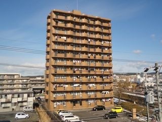 写真:マーブル参番館の外観