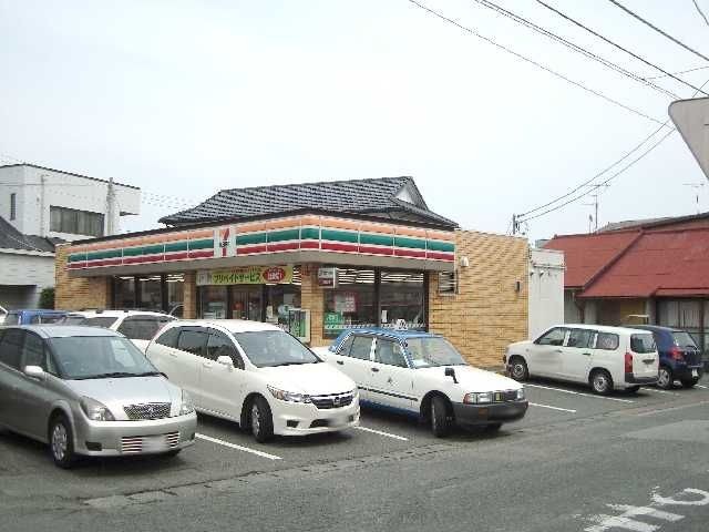 セブンイレブン横割店(コンビニ)
