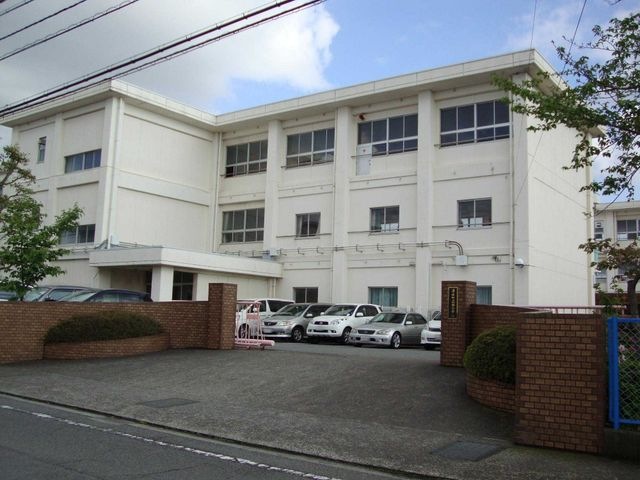 清水町立西小学校