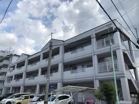 ロイヤルタウン天子田の外観