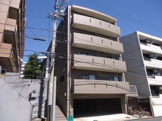 写真:ルミエール塩釜の外観