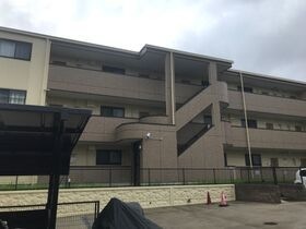 オアシス 荒池の外観