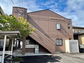 ブロードハイツ共栄の外観
