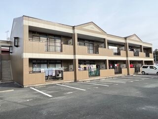 写真:センチュリー21 A棟の外観
