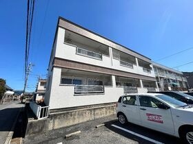 サンコーポ峯Ａの外観