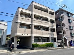 カドーラの外観