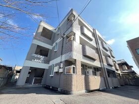 クリスタルガーデンエミナースの外観