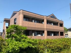 シャトー伊賀の外観