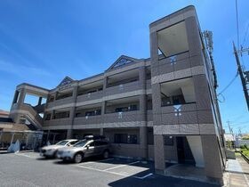 エヴァークレストールの外観