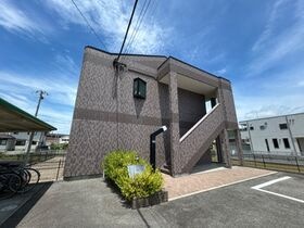 セピア コンフォースの外観