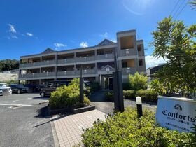 コンフォース亀山Ⅱの外観